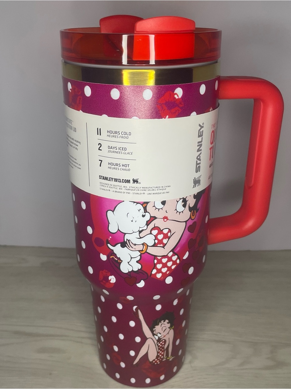 NIB Stanley x Betty Boop Collab Red The Flowstate Quencher H2.0 Tumbler 40oz - Picture 3 of 12